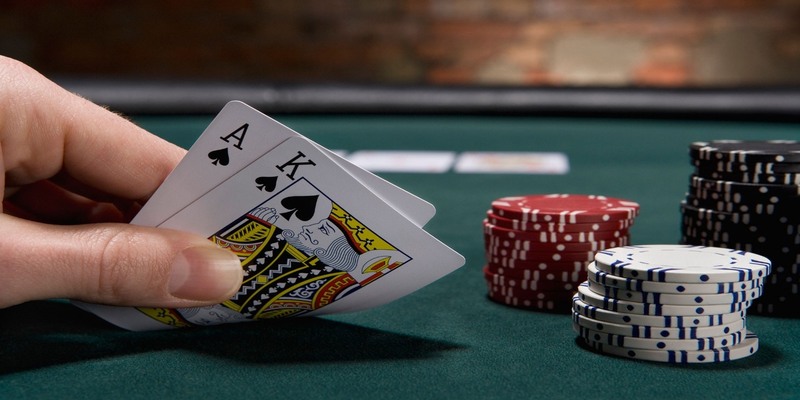 Tìm hiểu để hiểu về Poker